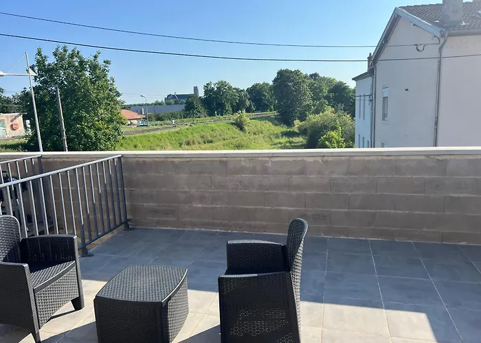 Le Cocon Du Port Toul